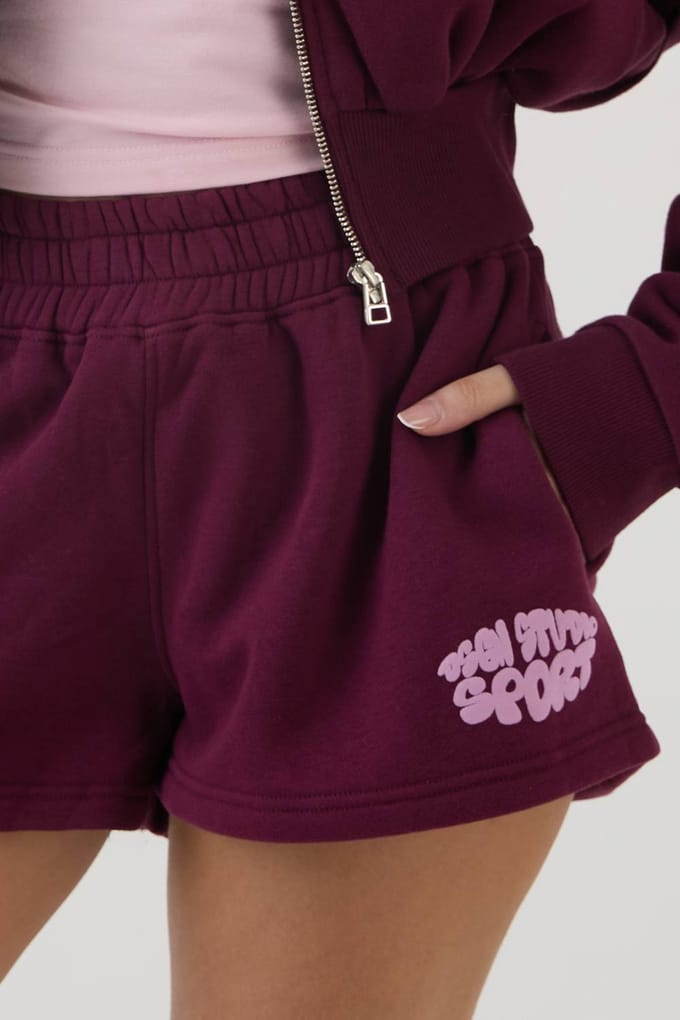 Dames Dsgn Studio Bubble Loose Fit Sweat Short | Plum | Maat: Medium