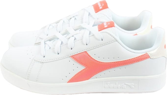 Diadora sneakers