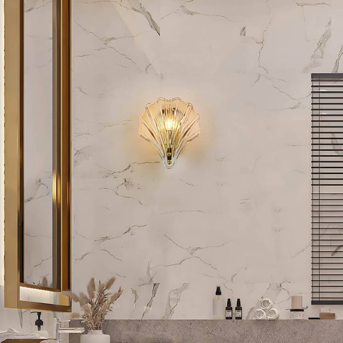 Searchlight Wandlamp, amber getint, schelpvorm, glas, IP44
