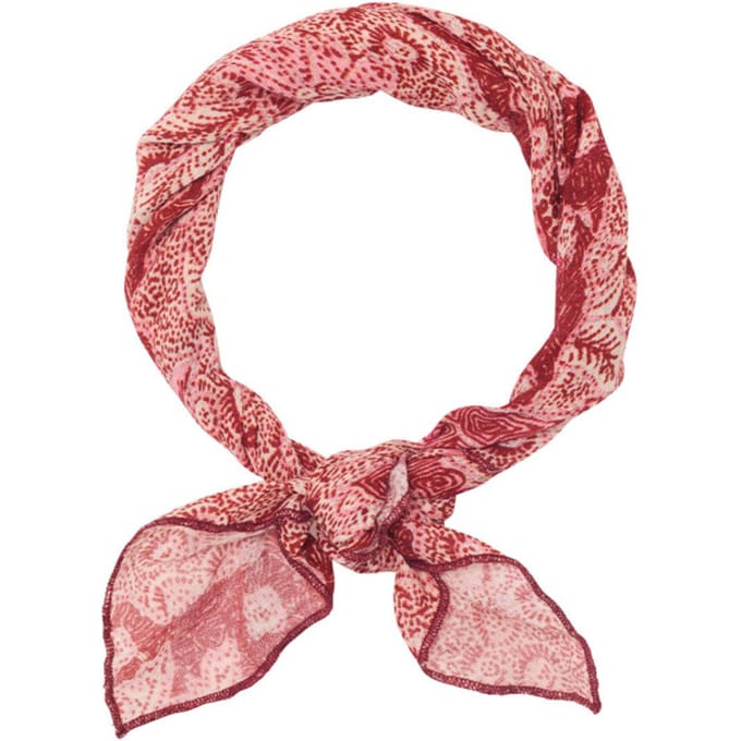 Maison Hotel Shawl poe
