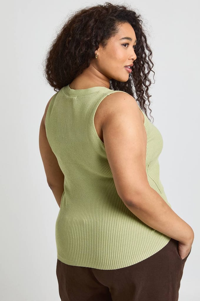 boohoo Dames Plus Maat Geribbeld Gebreid Vest | Sage | Maat: 24-26