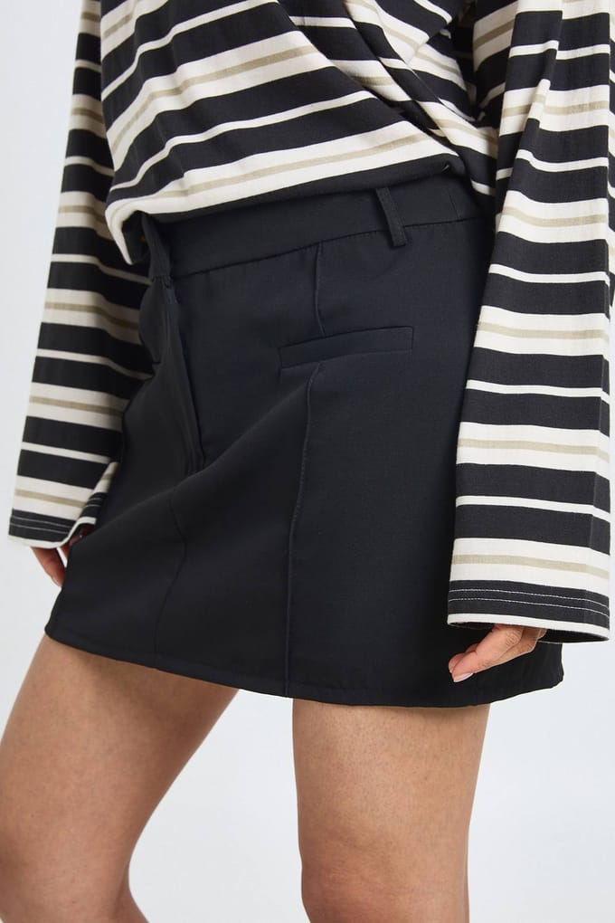 boohoo Dames Tall Skort Met Naaddetail En Getailleerde Pasvorm | Zwart | Maat: 46