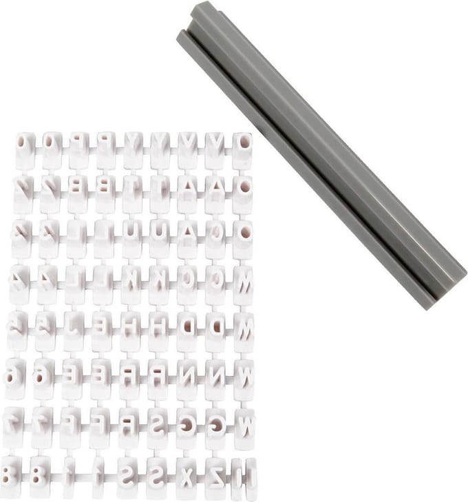 Stempelset van rubber, letters, cijfers, H: 6 mm, wit, 1 set