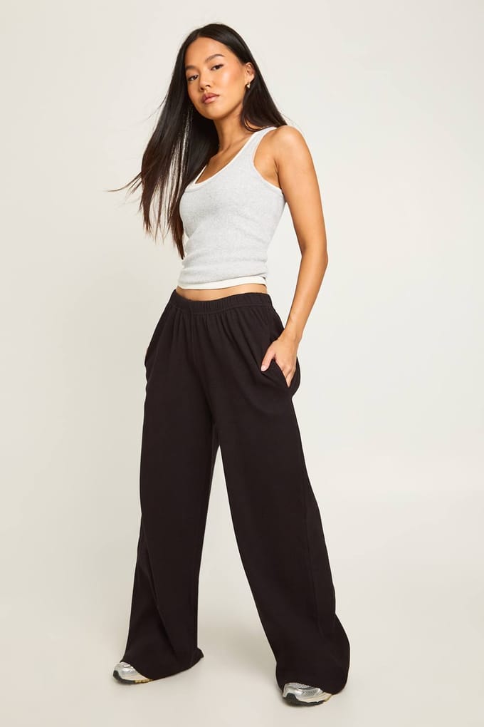 boohoo Dames Petite Rib wijde pijpenbroek | Zwart | Maat: 44