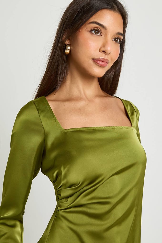 boohoo Dames Vierkante hals satijnen shiftjurk | Olive | Maat: 8