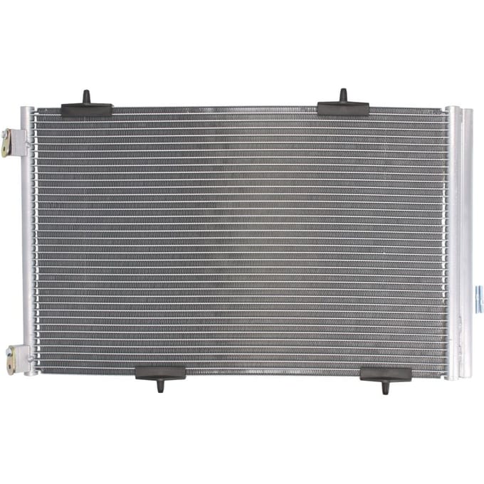 Condensator, airconditioning THERMOTEC KTT110541