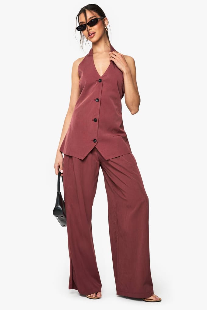 boohoo Dames Halternek Lang gesneden Getailleerd Vest | Mahonie | Maat: 40