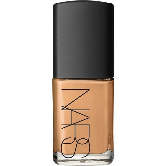 NARS Cosmetics Sheer Glow Foundation (Verschillende Tinten) - Huahine