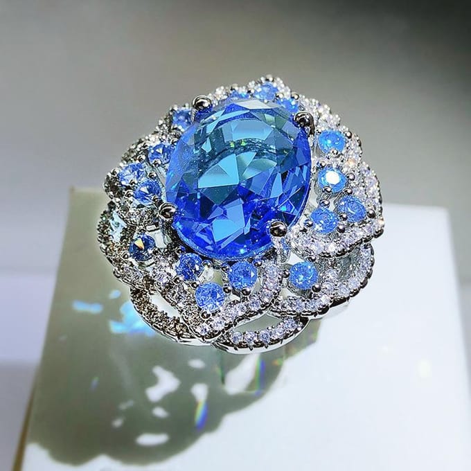 Gesimuleerde zeeblauwe topaaskleurige open ring voor dames Adjustable opening blue