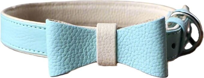 Cavlicious® hondenhalsband met strik - leer - lichtblauw - M
