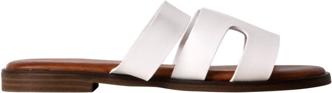 Sandalen om aan te trekken