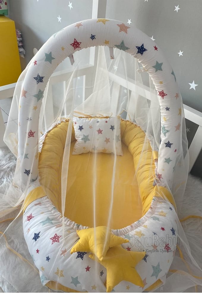 SNS Baby - Babynestje - Gele - Speelgoedhanger - 74 x 40 cm