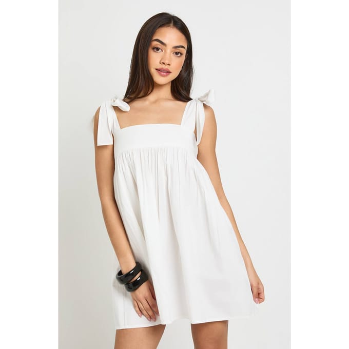 boohoo Dames Mini Smock Jurk Met Strikschouders | Wit | Maat: 38