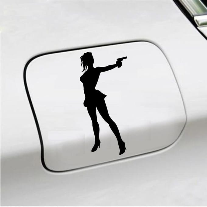 Bumpersticker - Vrouw Met Geweer - 8 X 16 - Zwart