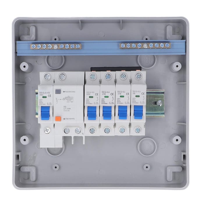 Weerbestendige Verdelingsdoos Waterdicht Europees 4 MCB Stroomonderbrekers voor Caravans 230V