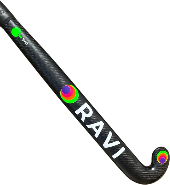 RAVI Hockeystick - Low bow - 95% Carbon - Carbon Black 38,5''