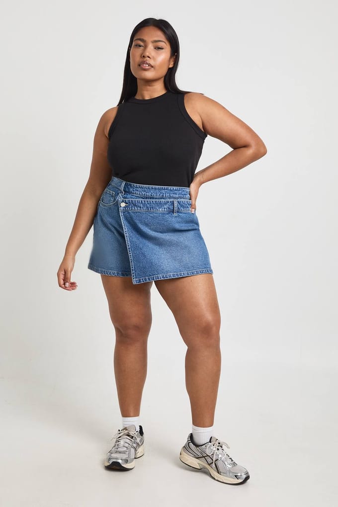 boohoo Dames Plus Denim Skort | Medium Gebleekt | Maat: 56