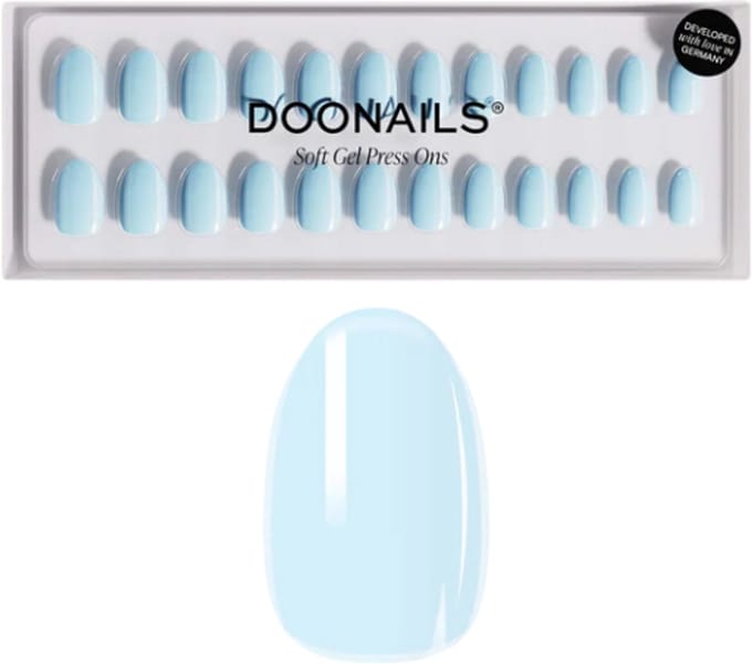Doonails - Soft Gel Press Ons - Baby Blue Short Round