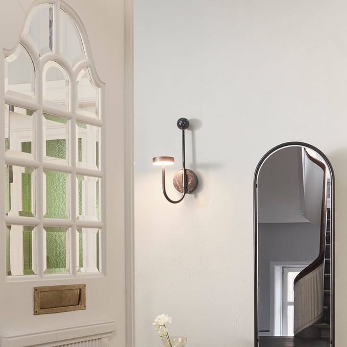 AYTM Grasil LED wandlamp, zwart, marmer, stekker, 54 cm