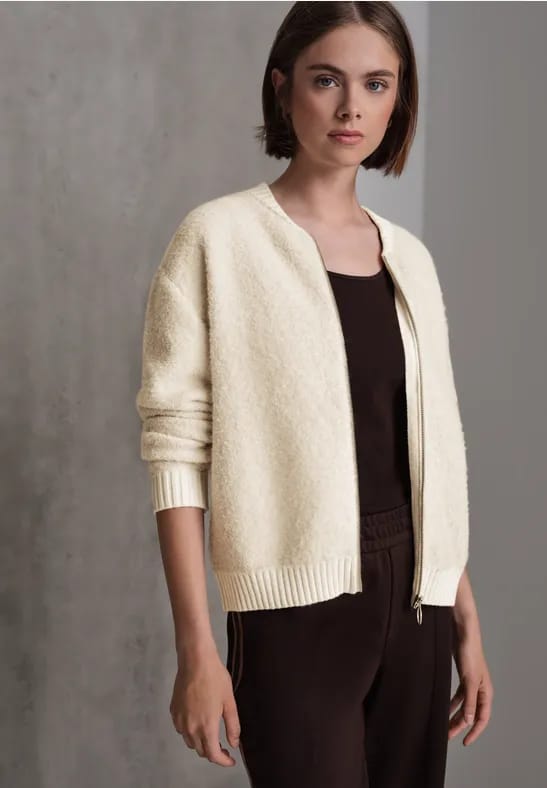 Cosy bouclé vest