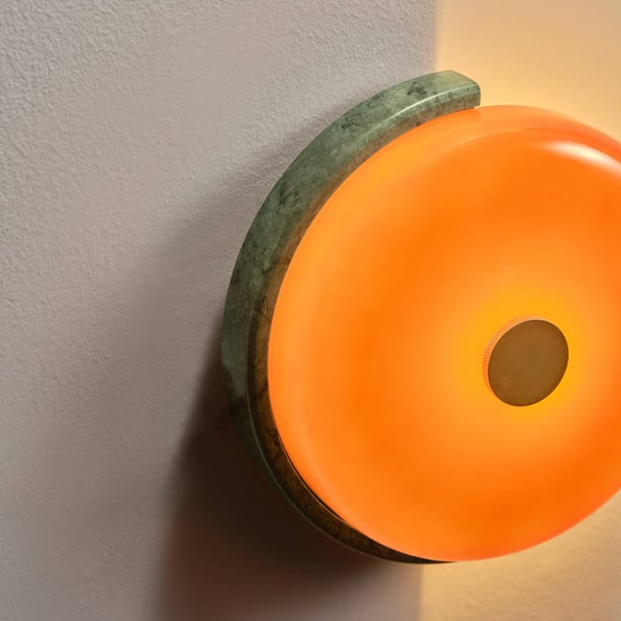 DESIGN BY US LED wandlamp Trip, groen/amber, marmer, glas, 2.700 K