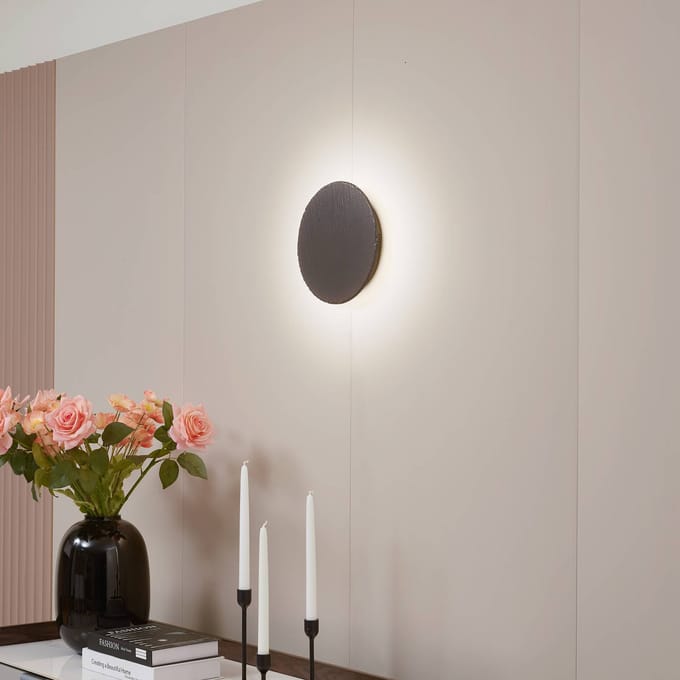 Lindby LED wandlamp Peetu, Ø 25 cm, leisteen, dimbaar