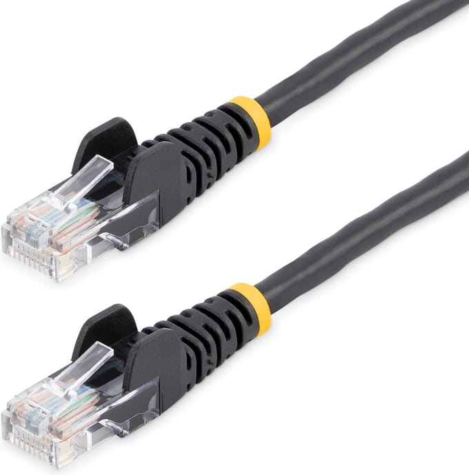 StarTech.com 5m Zwart Cat5e / Cat 5 Snagless Patch Cable 5 m - patch cable - 5 m - Zwart - Zwart - 5m