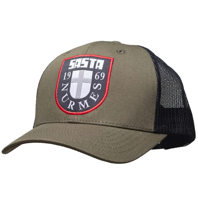 Trucker pet Sasta Nurmes Flag