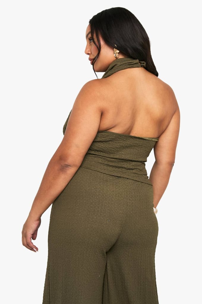 boohoo Dames Plus High Cowl Geraffelde Body Top | Kaki | Maat: 50