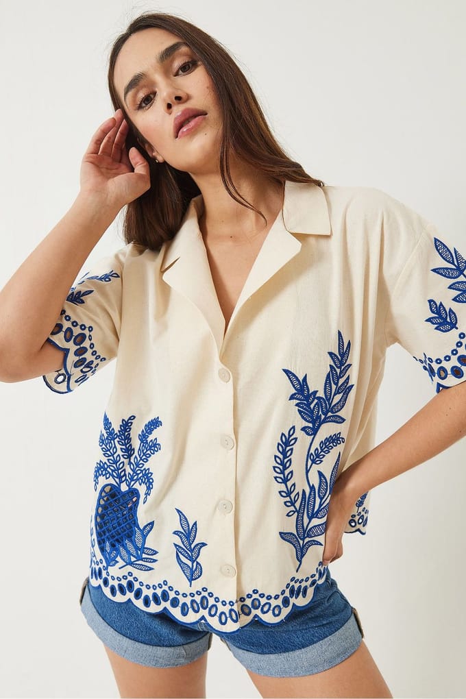 Geborduurd Katoenen Shirt met Knopsluiting