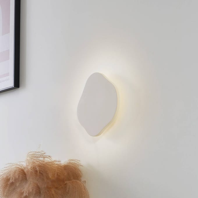 Lindby LED wandlamp Nielson, beige, gips, 30 cm hoog