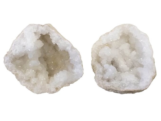 Bergkristal geode / Kwarts geode 0,8 kg
