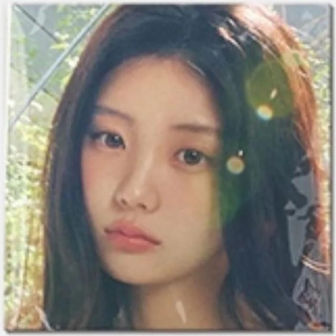 ILLIT - [I GOT YOUR BACK] Album Single Japonais N°2 VESTE SOLO DE MEMBRE Wonhee