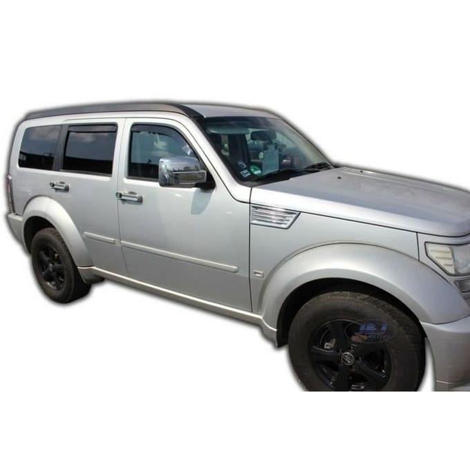 Luchtdeflectoren - J&;J AUTOMOTIVE - Dodge Nitro 2007-2012 - Getint - Versterkt Acryl - Eenvoudige Installatie