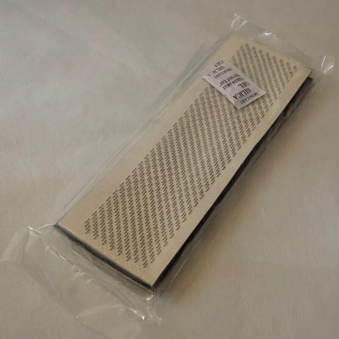 Tapis de dessin pour support de cheveux 24x9, à utiliser avec l'application d'extensions de cheveux, carte de dessin (Coussinet cutané) Avec des aiguilles 24cm*9cm brown