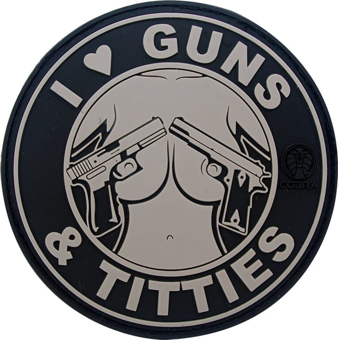 Cobra Tactical Solutions Patch - I Love Guns & Titties - Embleem Met Klittenband - PVC - Grijs/Zwart