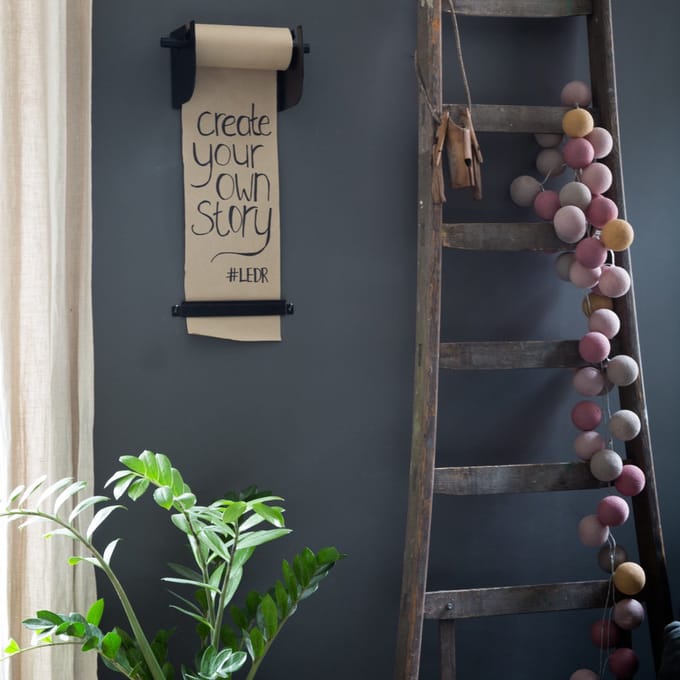LEDR Kraft Paper Roller M - Black