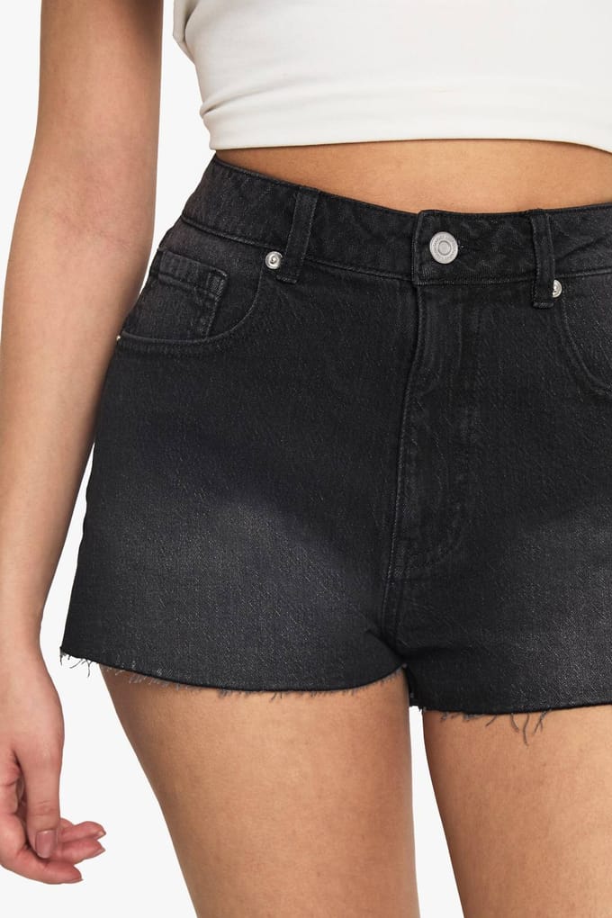 boohoo Dames Denim Mini Short | Washed Black | Maat: 34