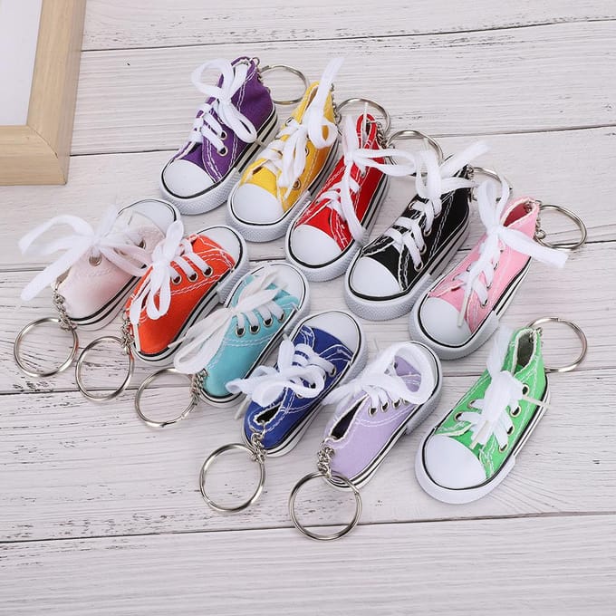 11 stuks mini-sneakerschoen-sleutelhangers, cartoon-sleutelhangers, hangende decoratie voor tassen rood