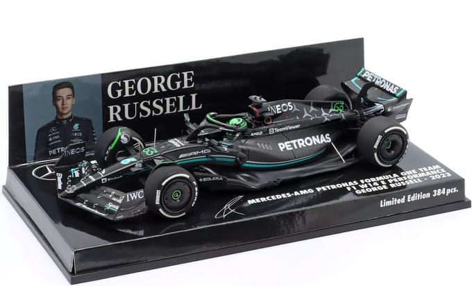 Mercedes-AMG Petronas F1 Team W14 E Performance #63 2023 - 1:43 - Minichamps