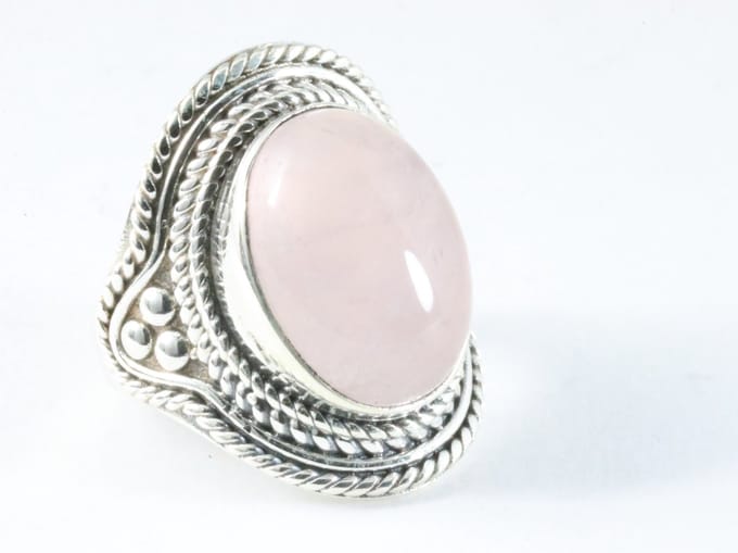 Bewerkte zilveren ring met rozenkwarts - maat 20