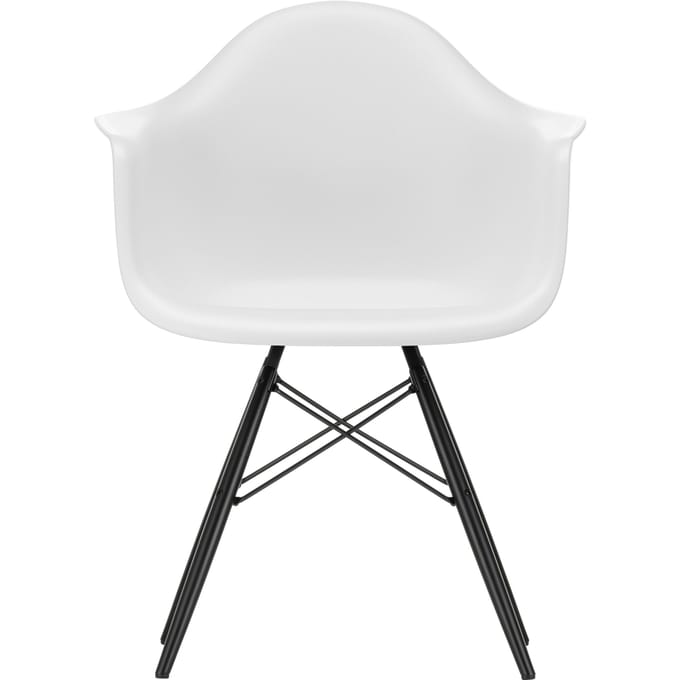 Vitra DAW Eames Plastic Armchair - katoen wit RE - esdoorn zwart