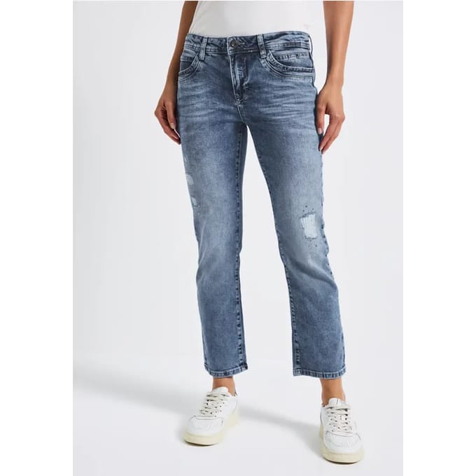 Jeans met destroyed details