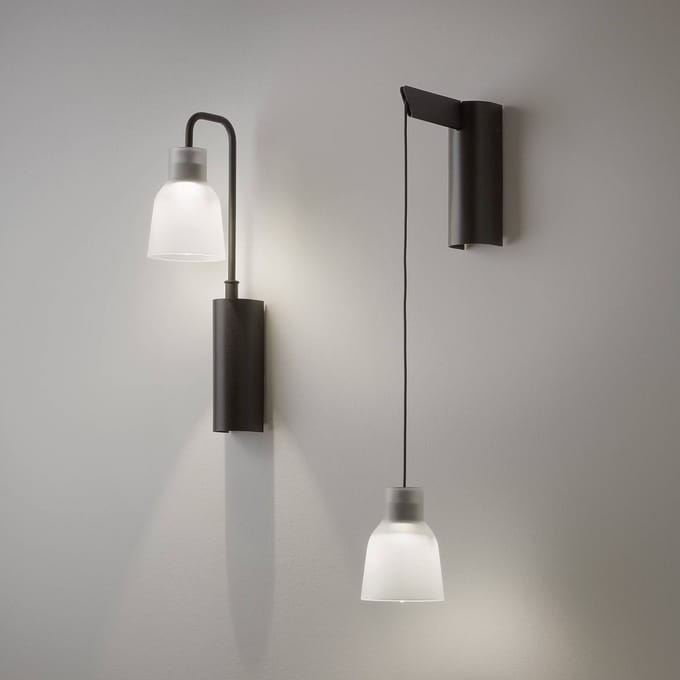 Bover Drip A/02 LED wandlamp, zwart/mat wit