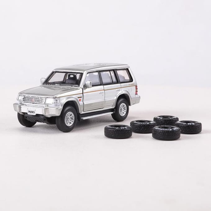 Bm 1:64 Pajero Super Exceed Legeringsmodel Auto