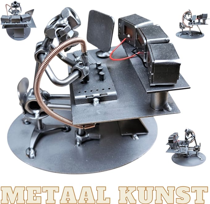 Elektronicatechnicus-metaal beeld-metaal kunst-solderen-uniek-het best cadeau-sinterklas gift-kerst-geschenk
