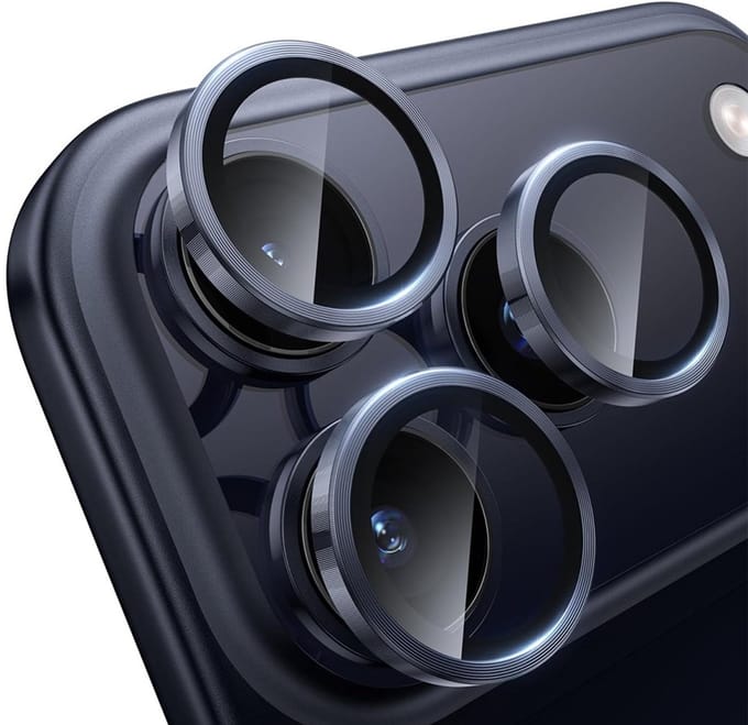 CaseBoutique Lens Protector Glas geschikt voor iPhone 17 Pro Max/17 Pro - Blauw - Glas met Aluminium Rand