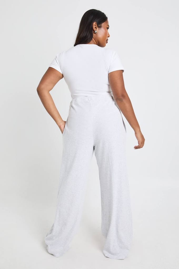 boohoo Dames Plus Rib Wijde Pijpbroek | Asgrijs | Maat: 44