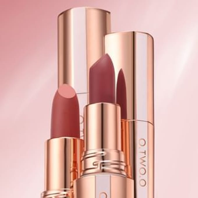 O.TWO.O - Misty Kiss Lock Color Matte Lipstick (11-14) #M12 Cold - 4g