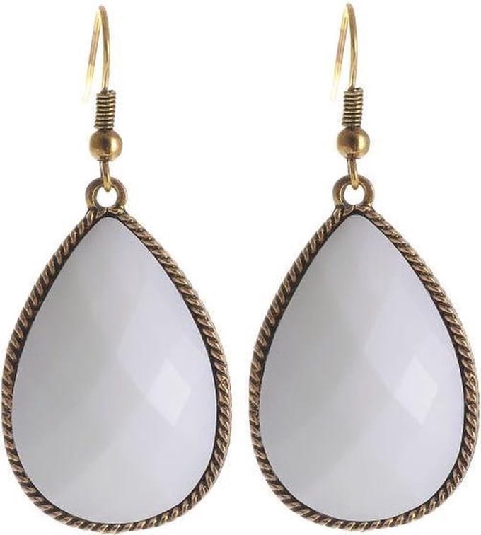 Behave - Oorhangers druppelvorm wit steen - retro boho festivalstijl